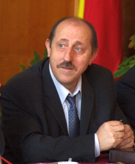 <b>...</b> <b>Gheorghe Dorin</b> Colidiuc - comisar-şef, fost adjunct al Inspectoratului <b>...</b> - Gheorghe_Dontu