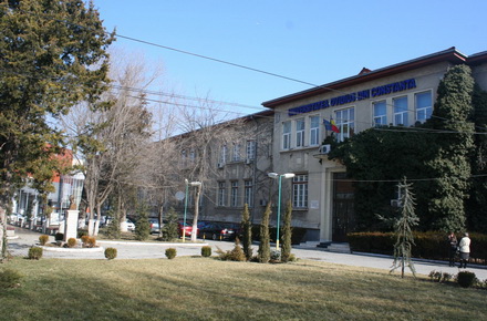 decaniovidius-UniversitateaOvidiussediu.jpg decaniovidius-UniversitateaOvidiussediu.jpg