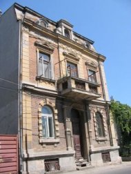 Statul, constrans sa asigure case fostilor chiriasi