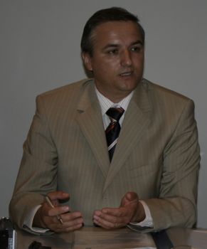 1190571261.jpg