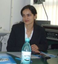 De zece ani, fundatia \