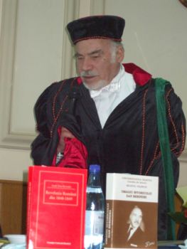 1196107683.jpg