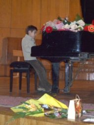 Colinde de Craciun in acorduri de pian