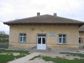 1200431915.jpg