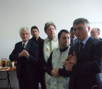 1201467724.jpg