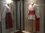 Costumul popular, o sursa de inspiratie