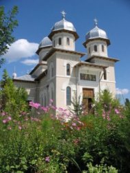 Izvorul Tamaduirii, praznuit la Manastirea Dervent