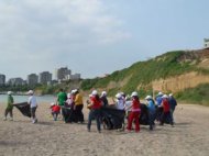 Polaris indeamna elevii sa ia atitudine