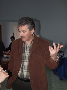 1219862740.jpg