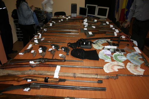 dosar penal pentru patronul terasei la tati 240069