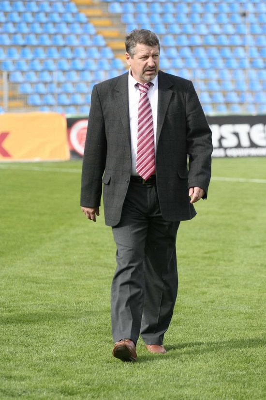 farul_antrenor_ion_marin_sapaliga_09.jpg