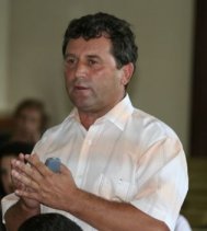 Alimentarea cu apa la Cotu Vaii, rezolvata cu ajutorul lui Constantin Chirila