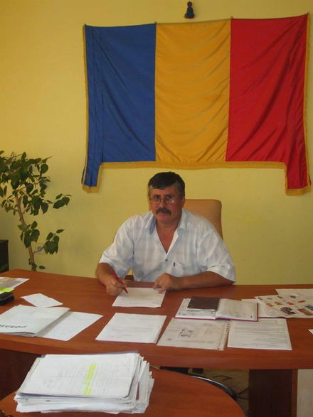 bani pentru camin cultural la faurei 245298
