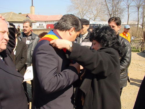 ce a surprins fotoreporterul nostru pe teren 247256