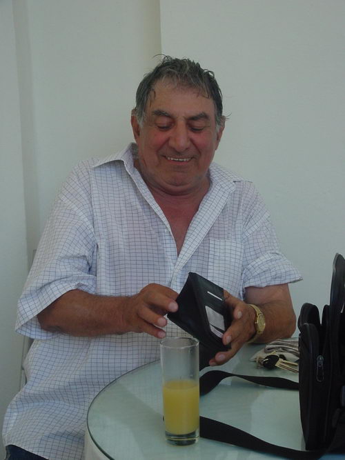 ce a surprins fotoreporterul nostru pe teren 247256