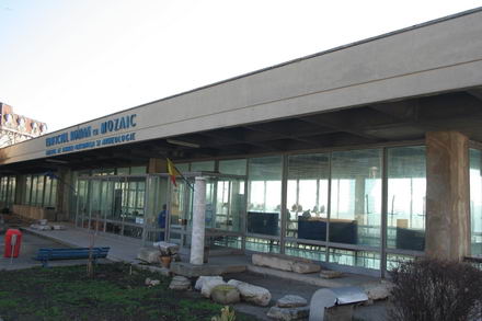 Edificiul_roman_cu_mozaic_4.jpg Edificiul_roman_cu_mozaic_4.jpg
