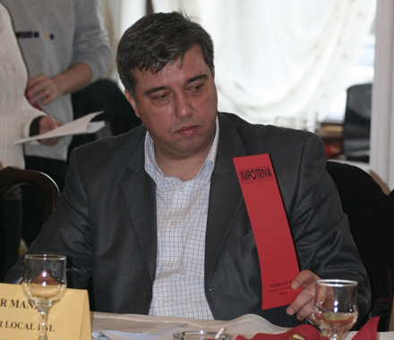 DECUPAJ_Victor_Manea.jpg DECUPAJ_Victor_Manea.jpg