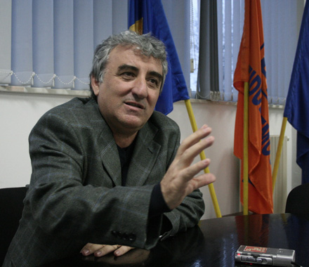 DECUPAJ_Stelian_Dutu.jpg DECUPAJ_Stelian_Dutu.jpg