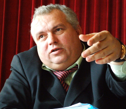 DECUPAJ_Nicusor_Constantinescu_07.jpg