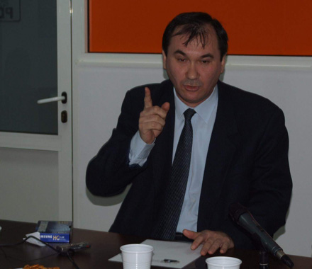 DESCHIDERE_Senol_Zevri_POZA_BUNA.jpg