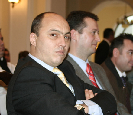 DECUPAJ_Mugur_Mitrana_02.jpg