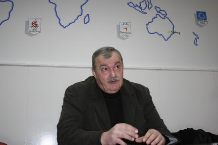 vasile pasca sunt salarii uluitoare in baschetul romanesc galerie foto audio 250507