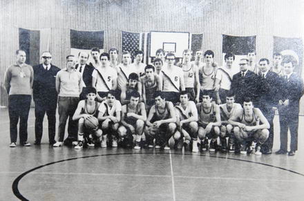 vasile pasca sunt salarii uluitoare in baschetul romanesc galerie foto audio 250507