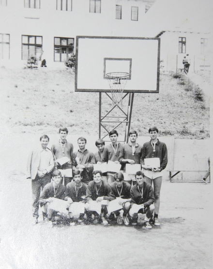vasile pasca sunt salarii uluitoare in baschetul romanesc galerie foto audio 250507