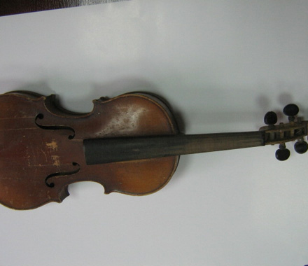 DECUPAJ_vioara_stradivarius.jpg