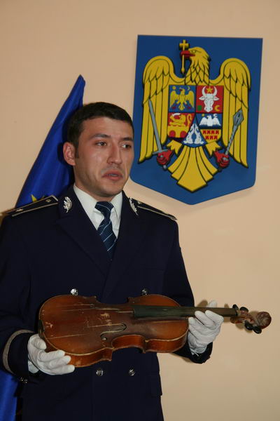 vioara stradivarius furata din belgia galerie foto 250593
