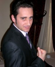 BMW-ul lui Gabriel Fatu, blocat de caracatite