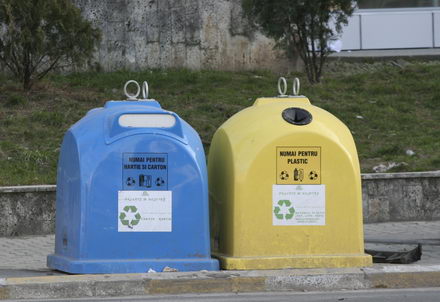 containere_poza_buna.jpg