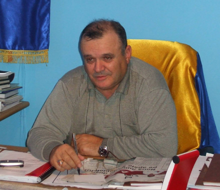 DREAPTA_SUS_Amzacea_primar_Constantin_Radu_03.jpg DREAPTA_SUS_Amzacea_primar_Constantin_Radu_03.jpg