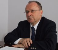 Duplexuri si piscine pe terenul Fermei de pasari