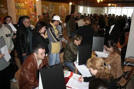 bursa locurilor de munca bate criza galerie foto 253767