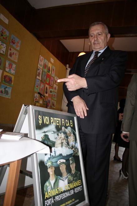 bursa locurilor de munca bate criza galerie foto 253767