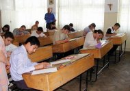 Purcarea vrea greva, Miu vrea teze