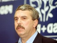 Dan Nica a suspendat angajarile in politie