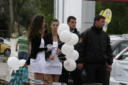 fotoreportaj ce masini dar si ce fete 58037 254994
