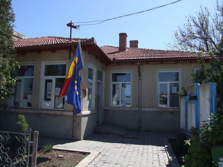 Tuzla_primaria.jpg Tuzla_primaria.jpg