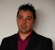 Se strang semnaturi pentru inlocuirea primarului din Tuzla