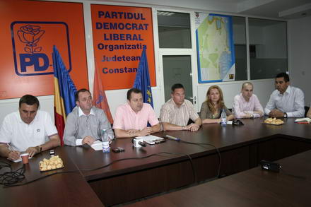 conf_pdl.jpg conf_pdl.jpg