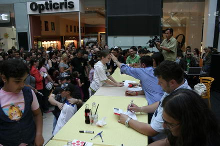 huidu si gainusa au spus povesti mortale la mall galerie foto 87776 256359