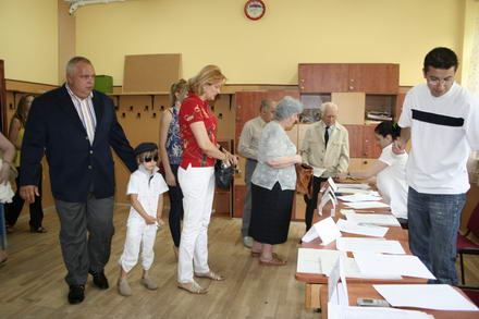 mazare a votat pentru bani nicusor pentru romania galerie foto 88248 256438