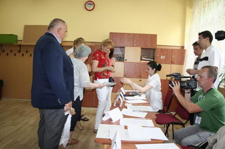 mazare a votat pentru bani nicusor pentru romania galerie foto 88248 256438
