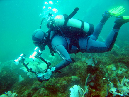 13_scuba2.jpg 13_scuba2.jpg