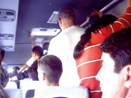 Turistii din Mangalia sunt transportati sub forma de „conserve\