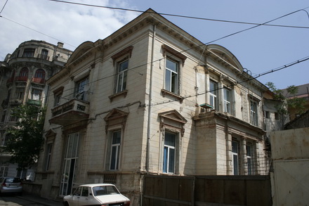 constantinescu ii ia cladirea lui teodosie galerie foto 18814 258442