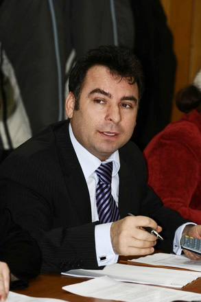navodari_consilier_nicolae_.jpg navodari_consilier_nicolae_.jpg
