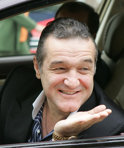 becali2.jpg becali2.jpg